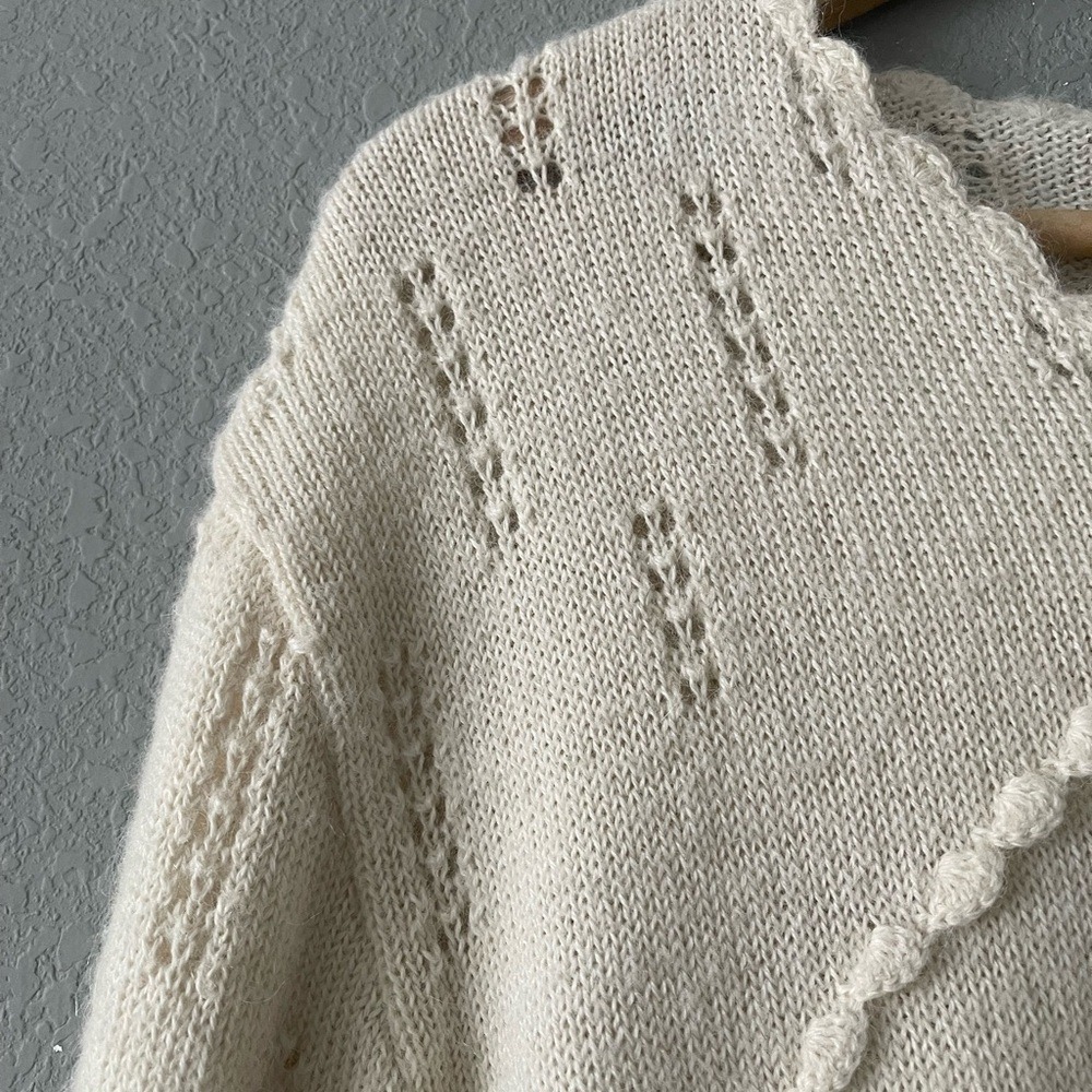 Alpaca Connection Sweater‎ - Picture 4 of 7